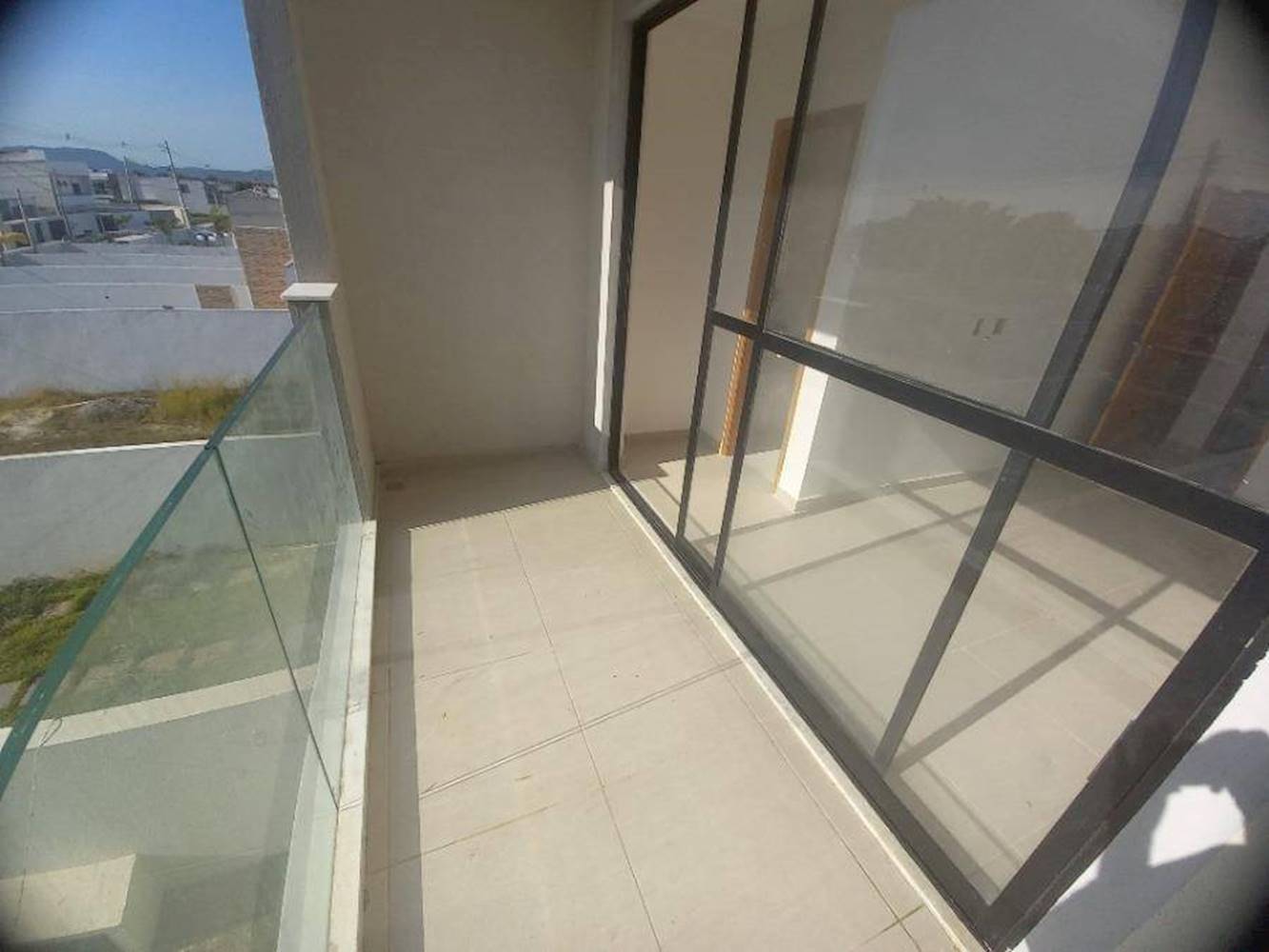 Casa em Guaratiba - Rio de Janeiro/RJ, localizado em Rio De Janeiro - RJ