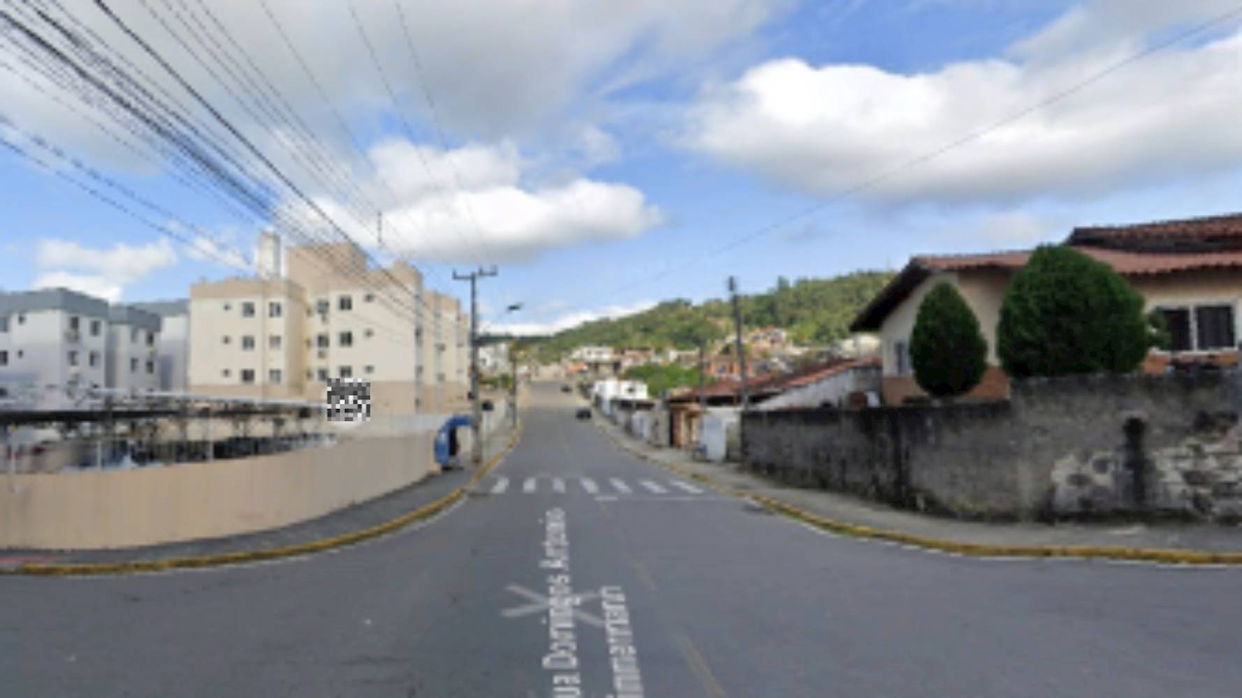 Apartamento no "Edifício Residencial Portal das Montanhas" - Jardim Janaína - Biguaçu/SC, localizado em Biguaçu - SC