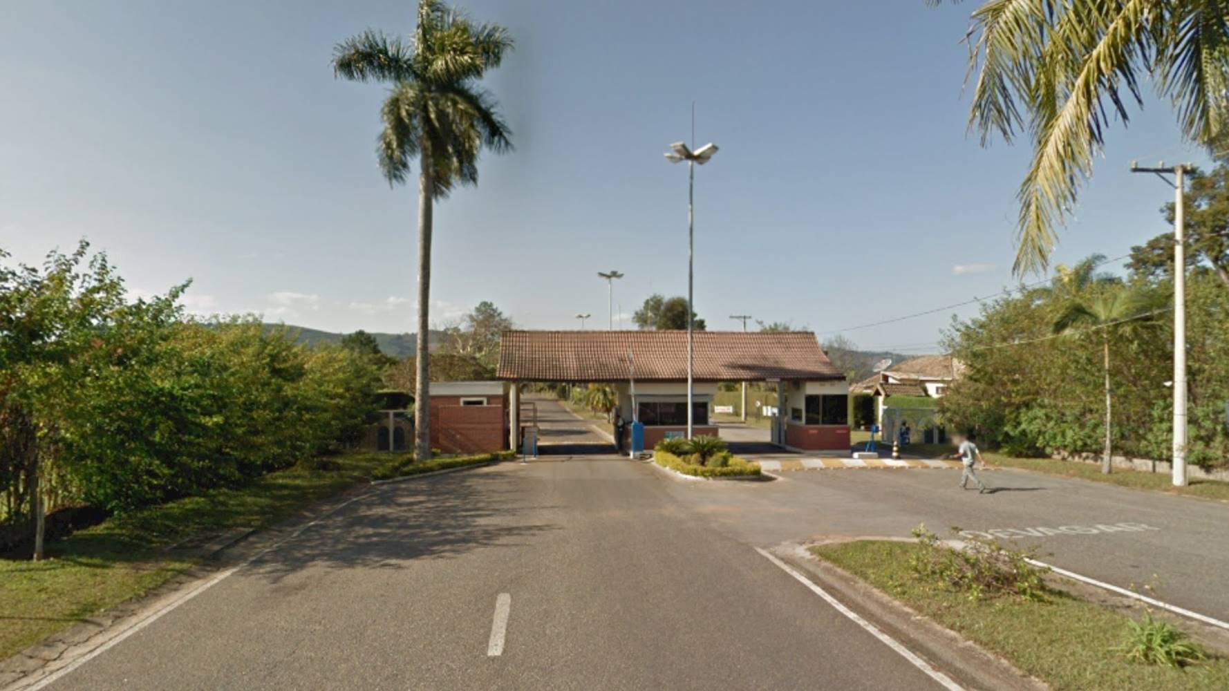 Casa no "Condominio Jardim das Palmeiras" - Curitibanos - Bragança Paulista/SP