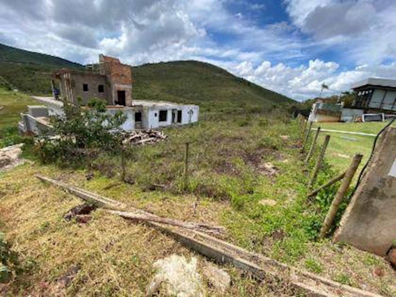 Terreno no Balneário Agua Limpa - Nova Lima/MG, localizado em Nova Lima - MG