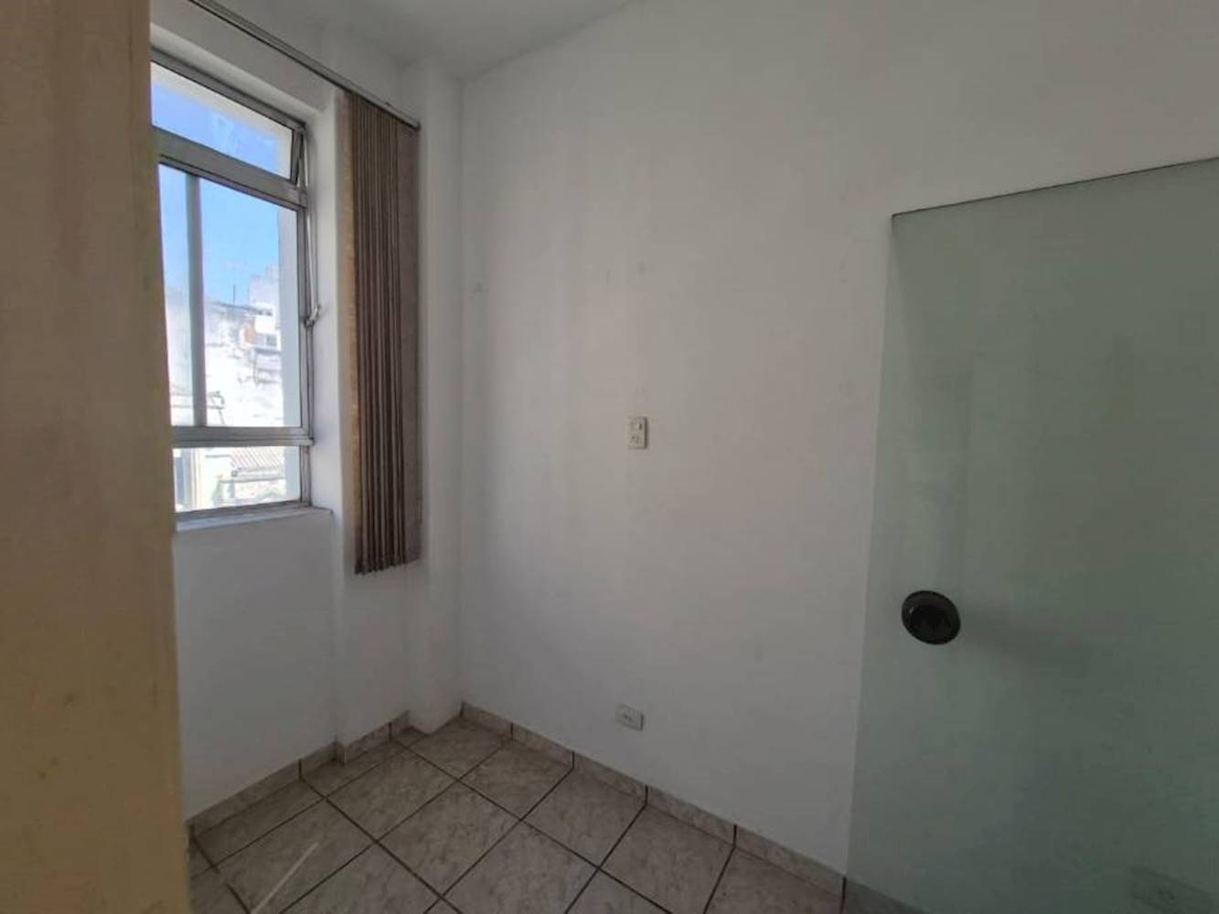Sala Comercial no Centro - São Paulo/SP, localizado em São Paulo - SP