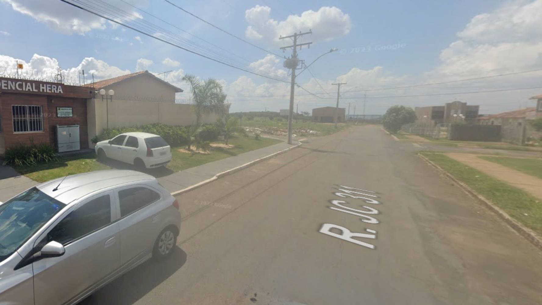 Casa nos Jardins do Cerrado 7 - Goiânia/GO, localizado em Goiânia - GO