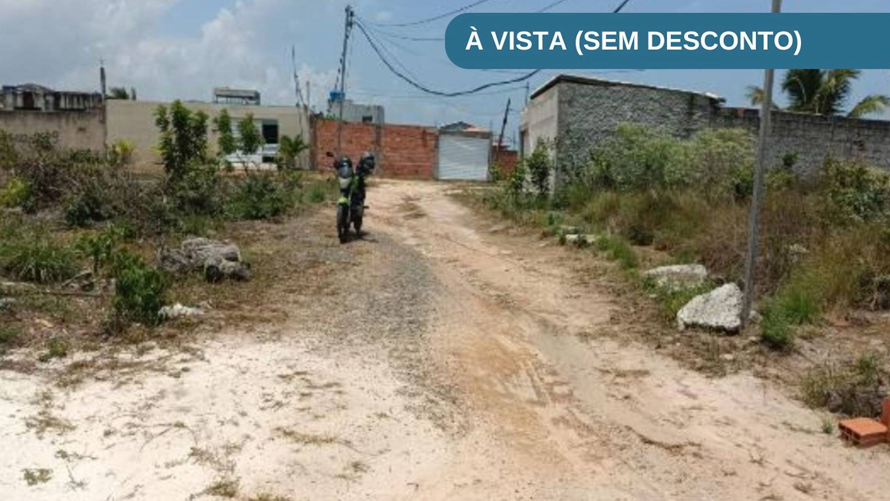 Imagem do imóvel Terreno na "Fazenda Arembepe" - Camaçari/BA