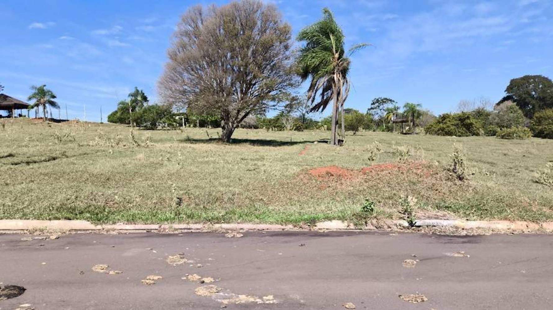 Terreno no Parque Residencial Viva - Pérola/PR, localizado em Pérola - PR