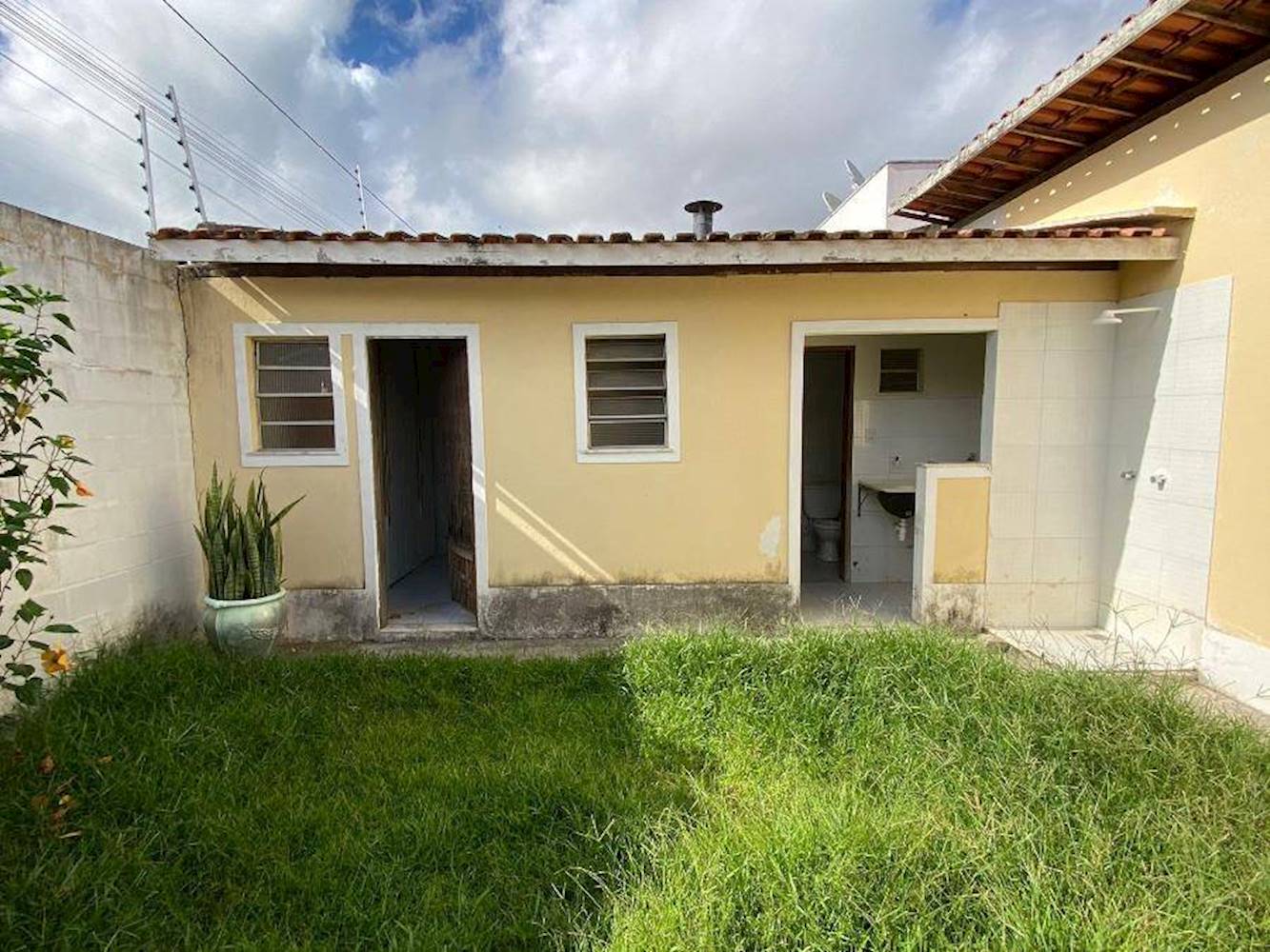 Casa de Condomínio em Conceição - Feira de Santana/BA, localizado em Feira De Santana - BA