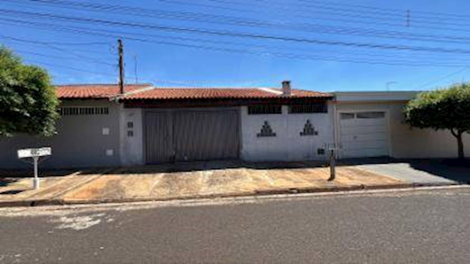 Casa no Conj. Habitacional Margarida Raimundo Berchieri - Jaboticabal/SP, localizado em Jaboticabal - SP