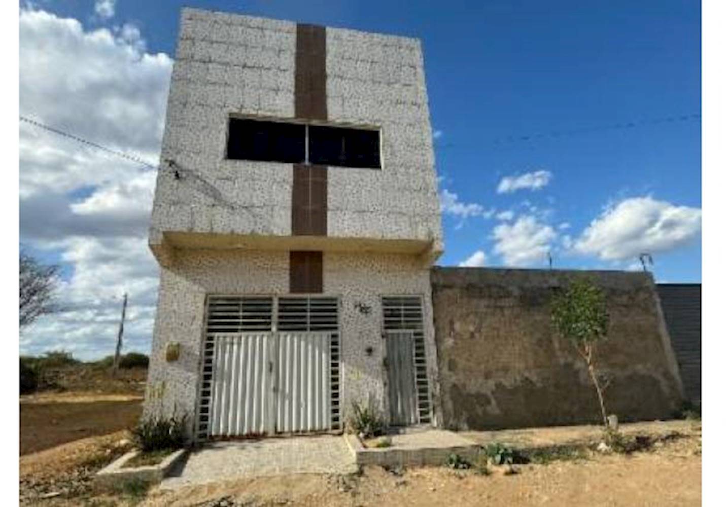 Casa na Dona Dom - Santa Cruz Do Capibaribe/PE, localizado em Santa Cruz Do Capibaribe - PE