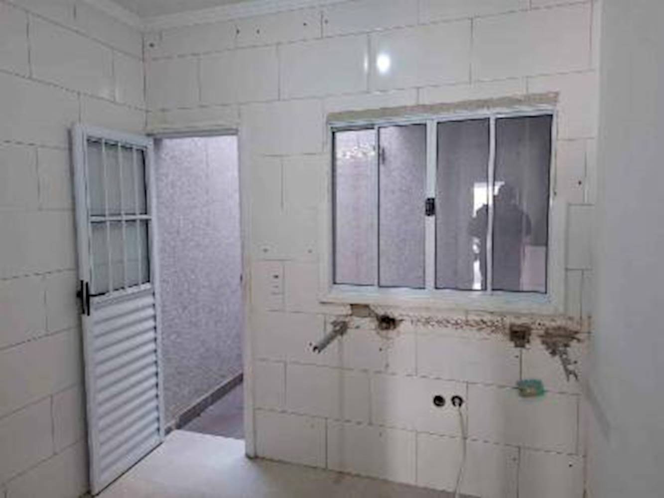 Casa em Vicente De Carvalho - Guarujá/SP, localizado em Guarujá - SP