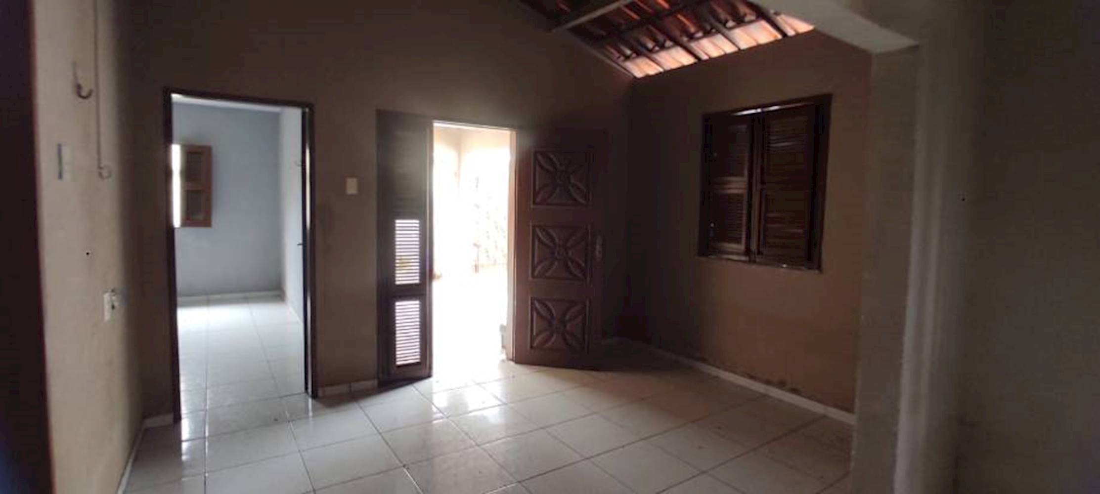 Casa em Guajeru - Fortaleza/CE, localizado em Fortaleza - CE