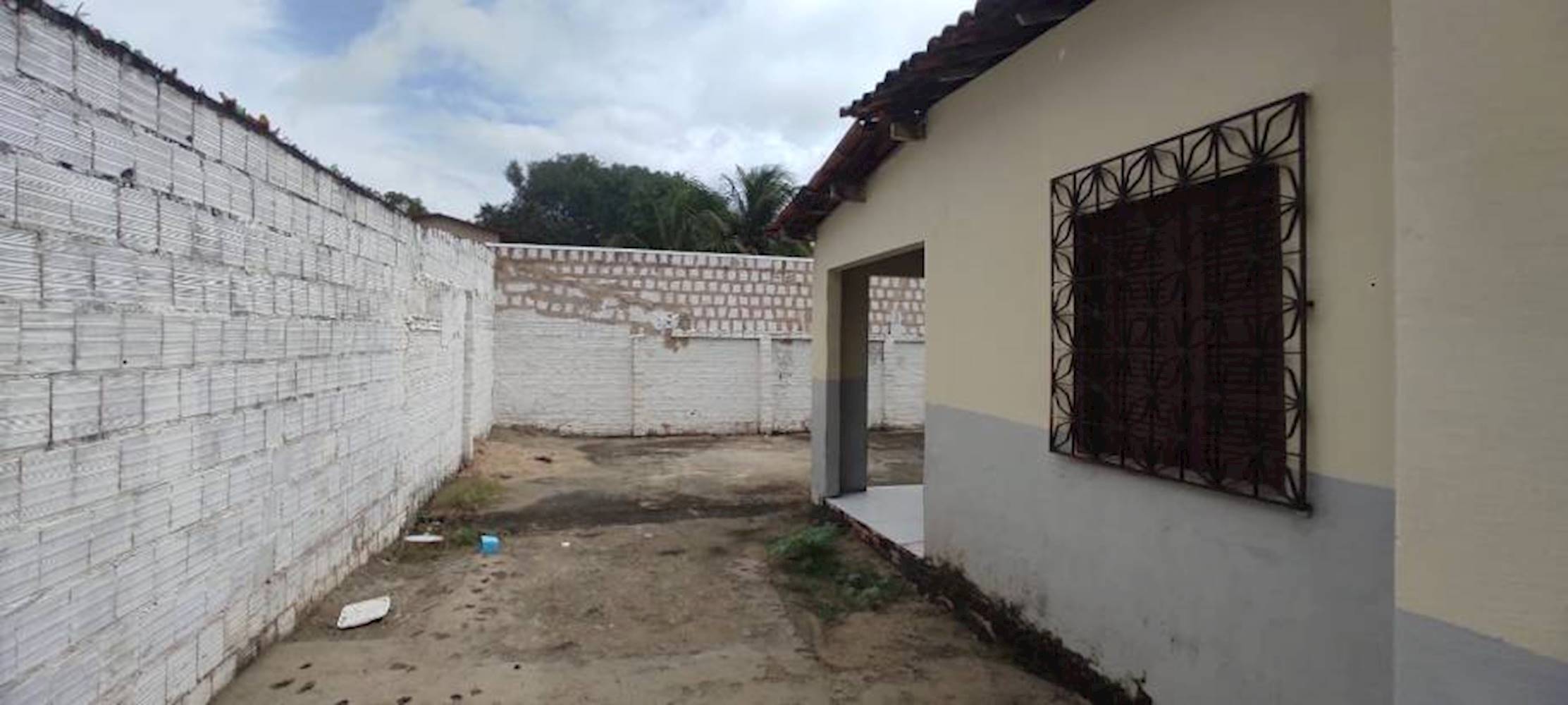 Casa em Guajeru - Fortaleza/CE, localizado em Fortaleza - CE