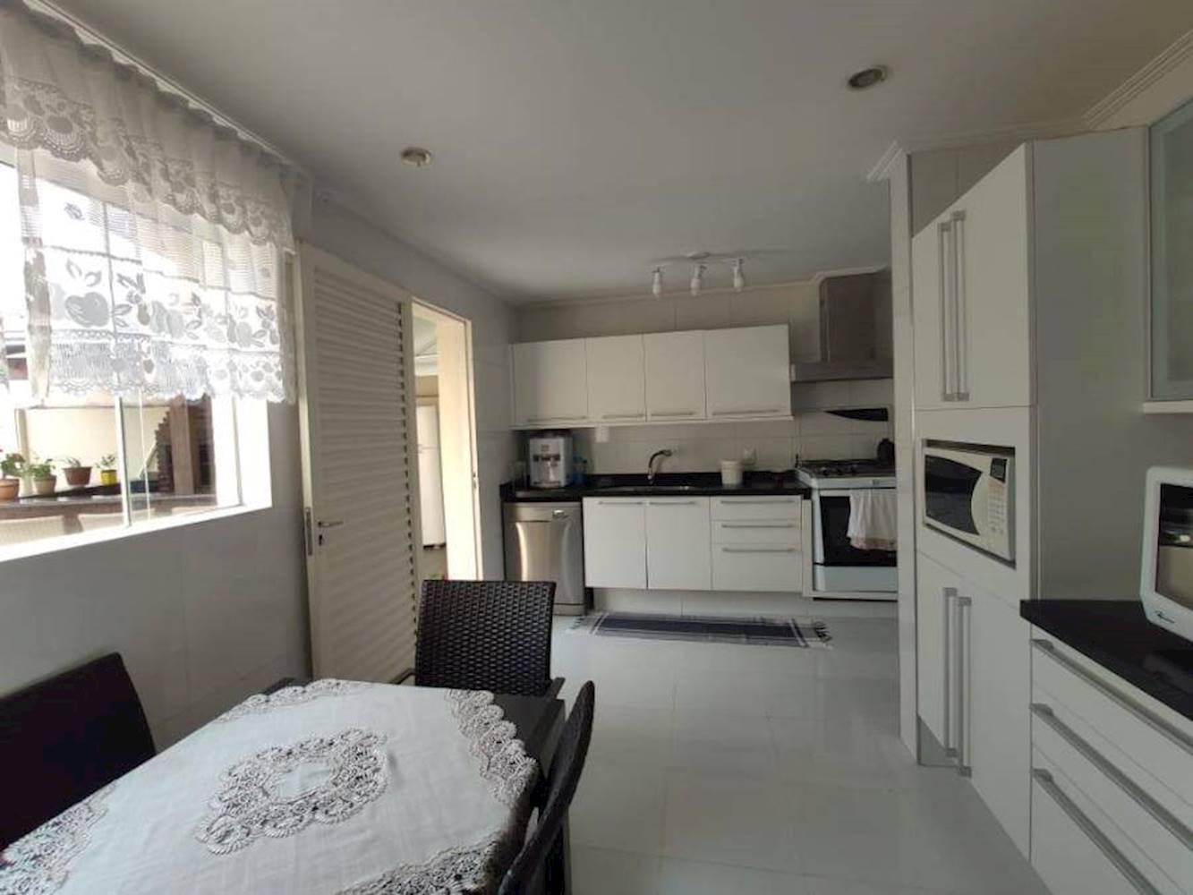 Casa no Jardim Petrópolis - Londrina/PR, localizado em Londrina - PR