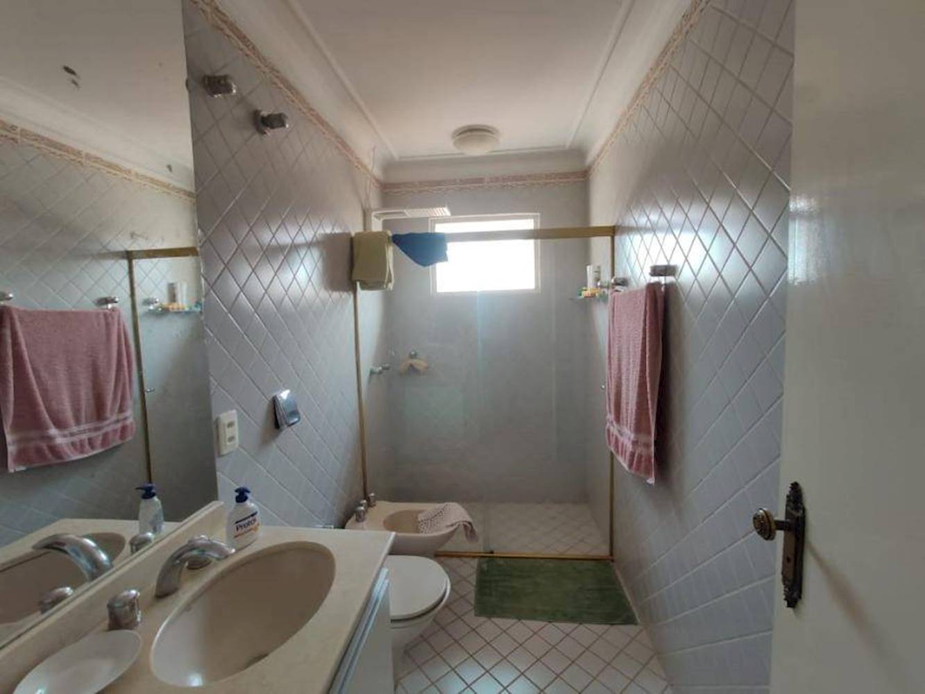 Casa no Jardim Petrópolis - Londrina/PR, localizado em Londrina - PR