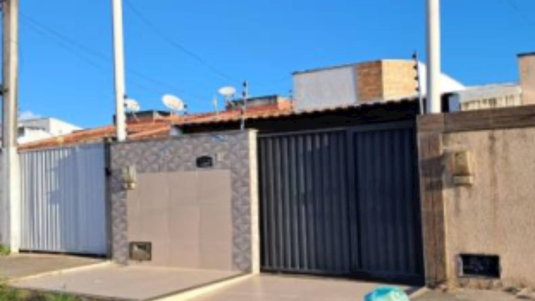 Casa em Mangabeira - Feira de Santana/BA, localizado em Feira De Santana - BA
