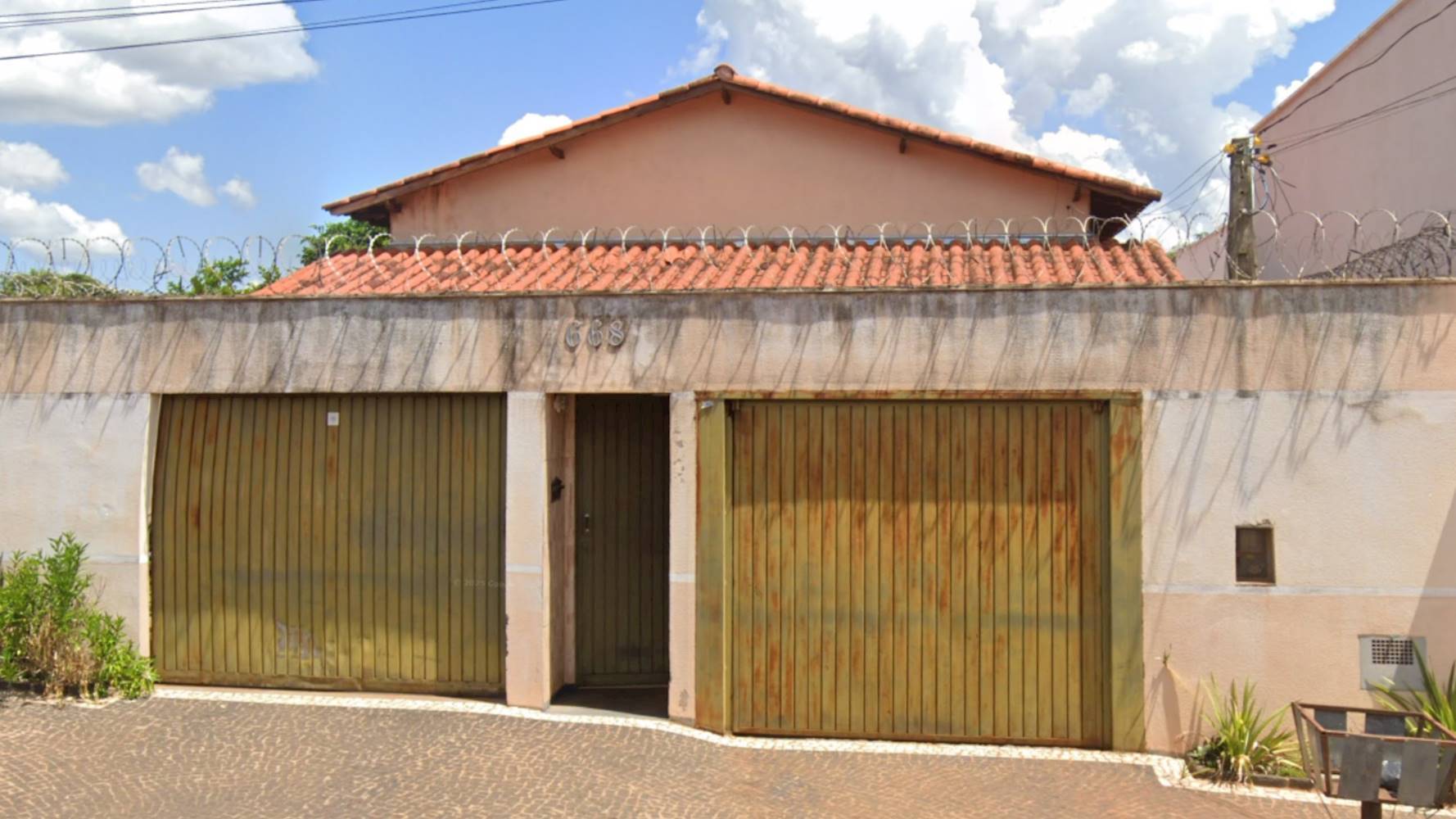 Casa em Junqueira - Ituiutaba/MG, localizado em Ituiutaba - MG