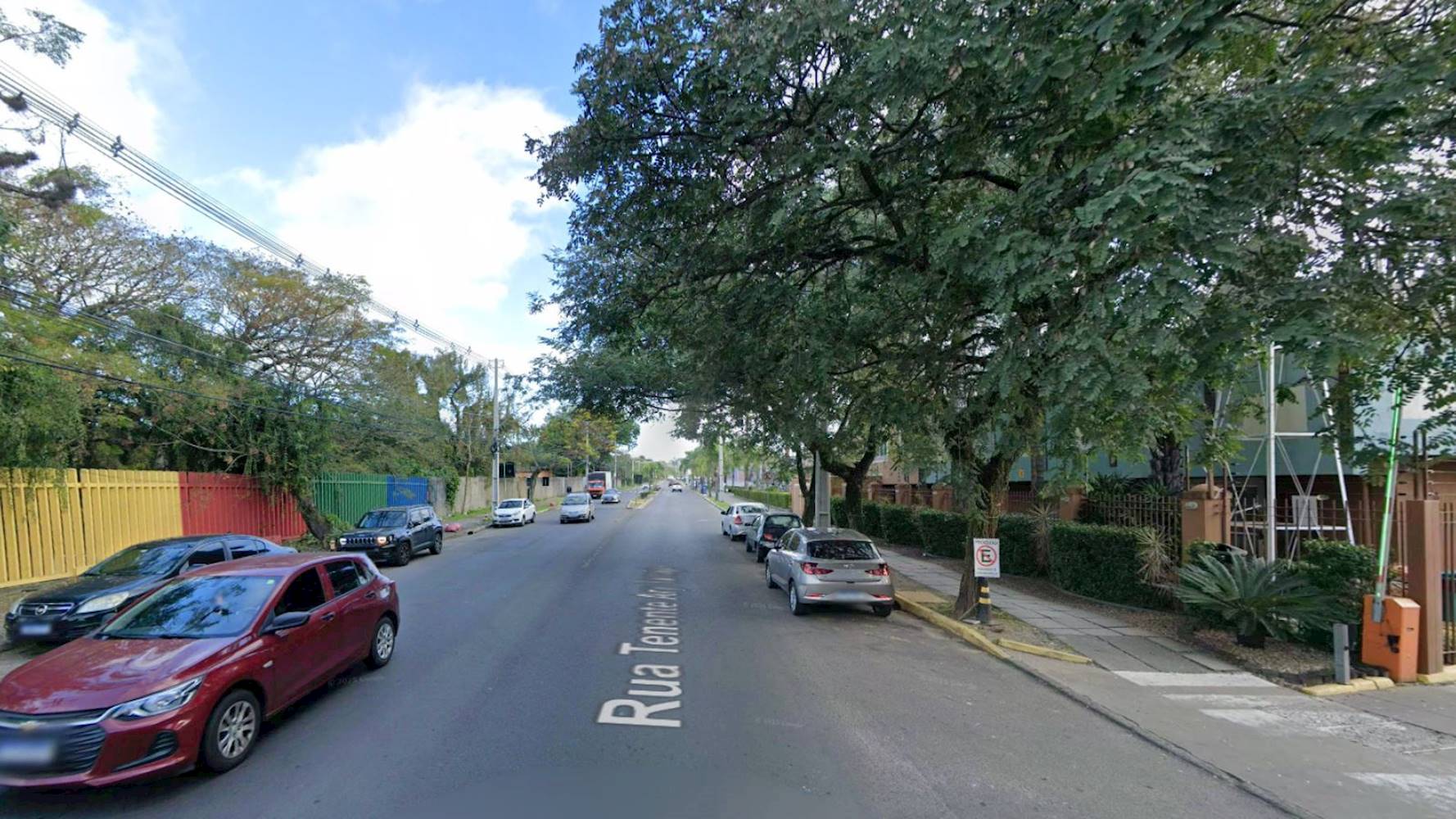 Casa no Jardim Itu em Porto Alegre/RS, localizado em Porto Alegre - RS
