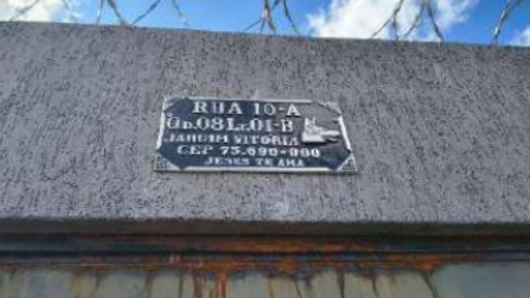 Casa no Jardim Vitória em Caldas Novas/GO, localizado em Caldas Novas - GO
