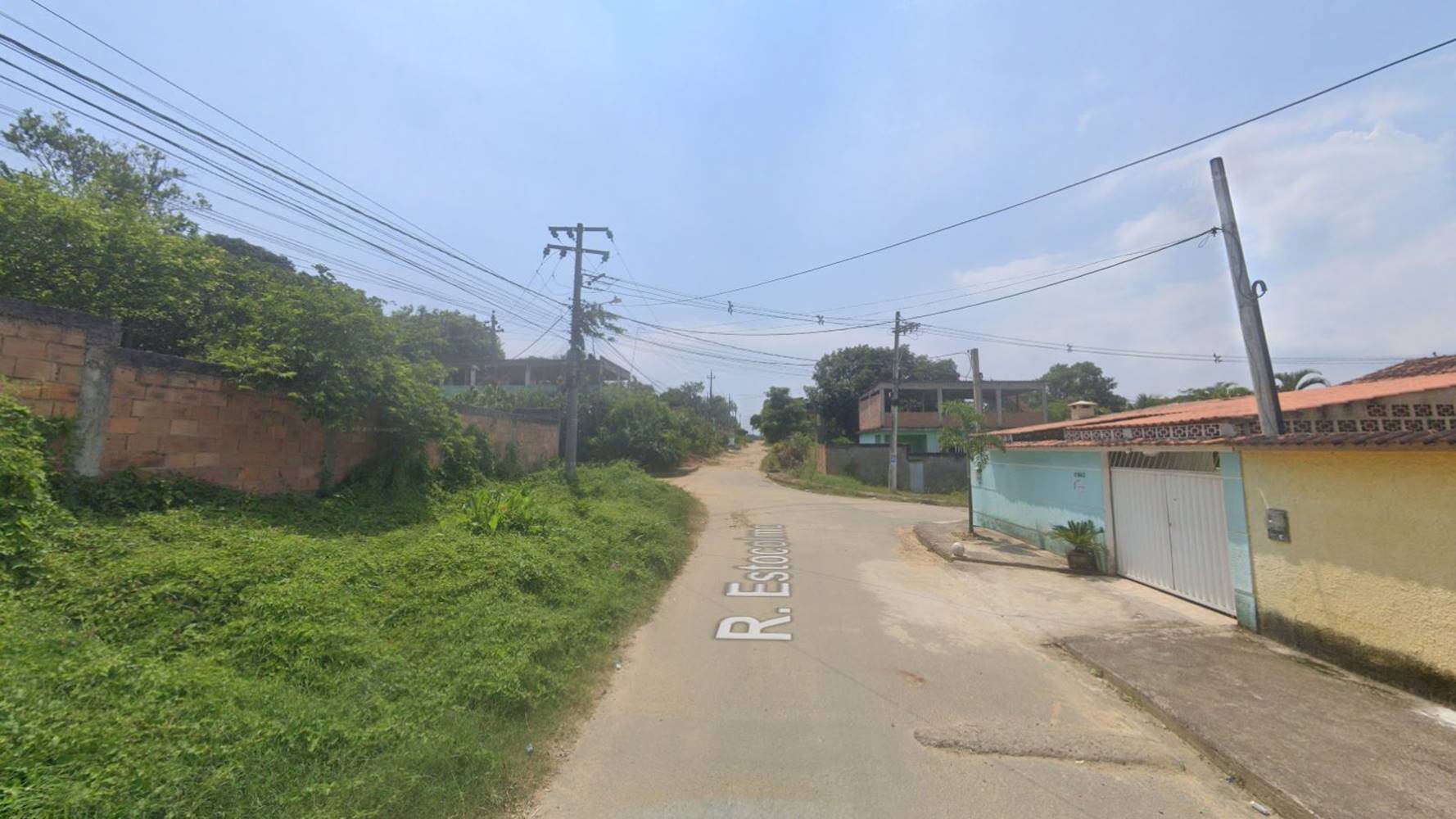 Casa na Vila Central em Queimados/RJ, localizado em Queimados - RJ