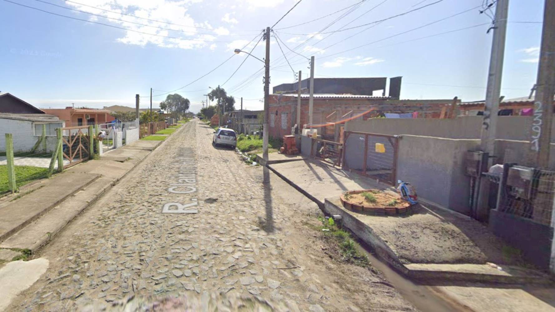 Casa no Bairro Indianópolis em Tramandaí/RS, localizado em Tramandaí - RS