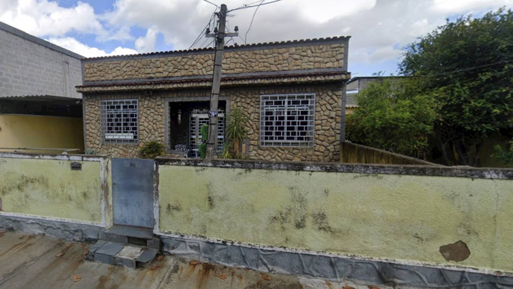Casa em Bangu - Rio de Janeiro/RJ, localizado em Rio De Janeiro - RJ