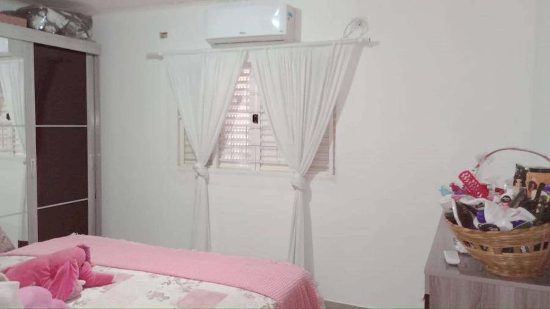Casa na Vila Antonio Ledesma Medina, em Regente Feijó/SP, localizado em Regente Feijó - SP