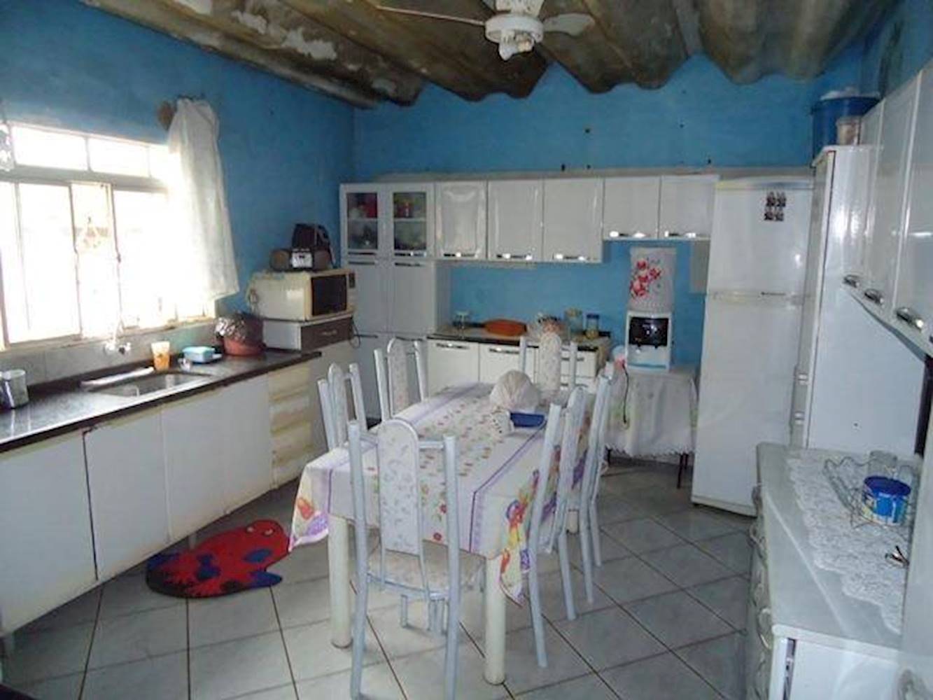 Casa no Conjunto Habitacional Jardim Arapuã - Jales/SP, localizado em Jales - SP