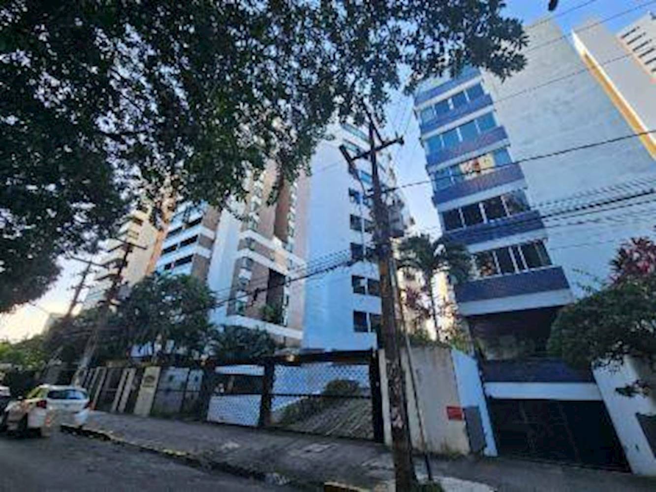 Apartamento no "Edifício Puerto Bilbao" - Jaqueira - Recife/PE, localizado em Recife - PE