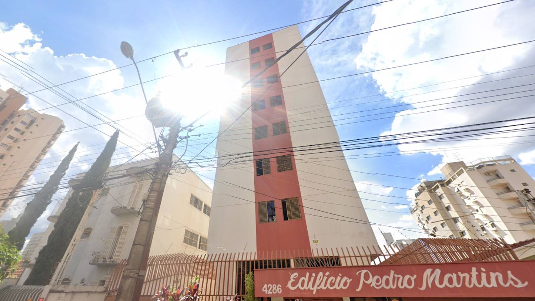 Apartamento no " Edifício Pedro Martins" - Vila Imperial - São José do Rio Preto/SP, localizado em São José Do Rio Preto - SP