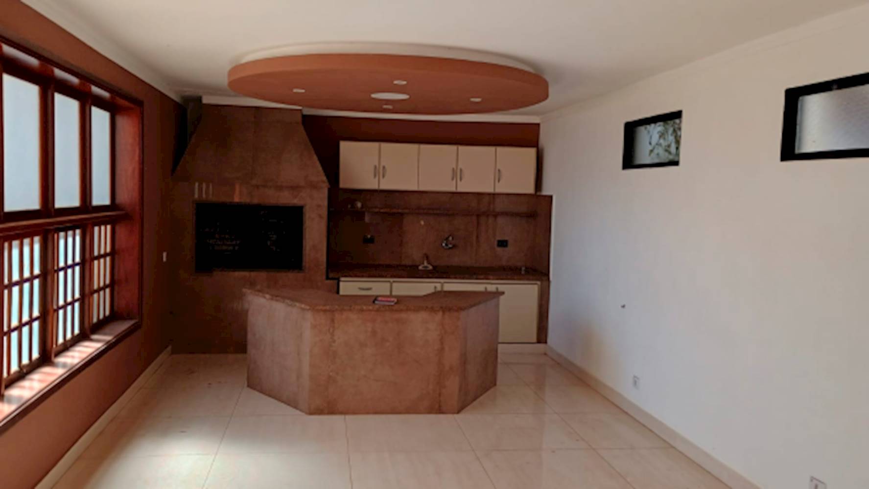 Casa no Jardim São Carlos em São Carlos/SP, localizado em São Carlos - SP