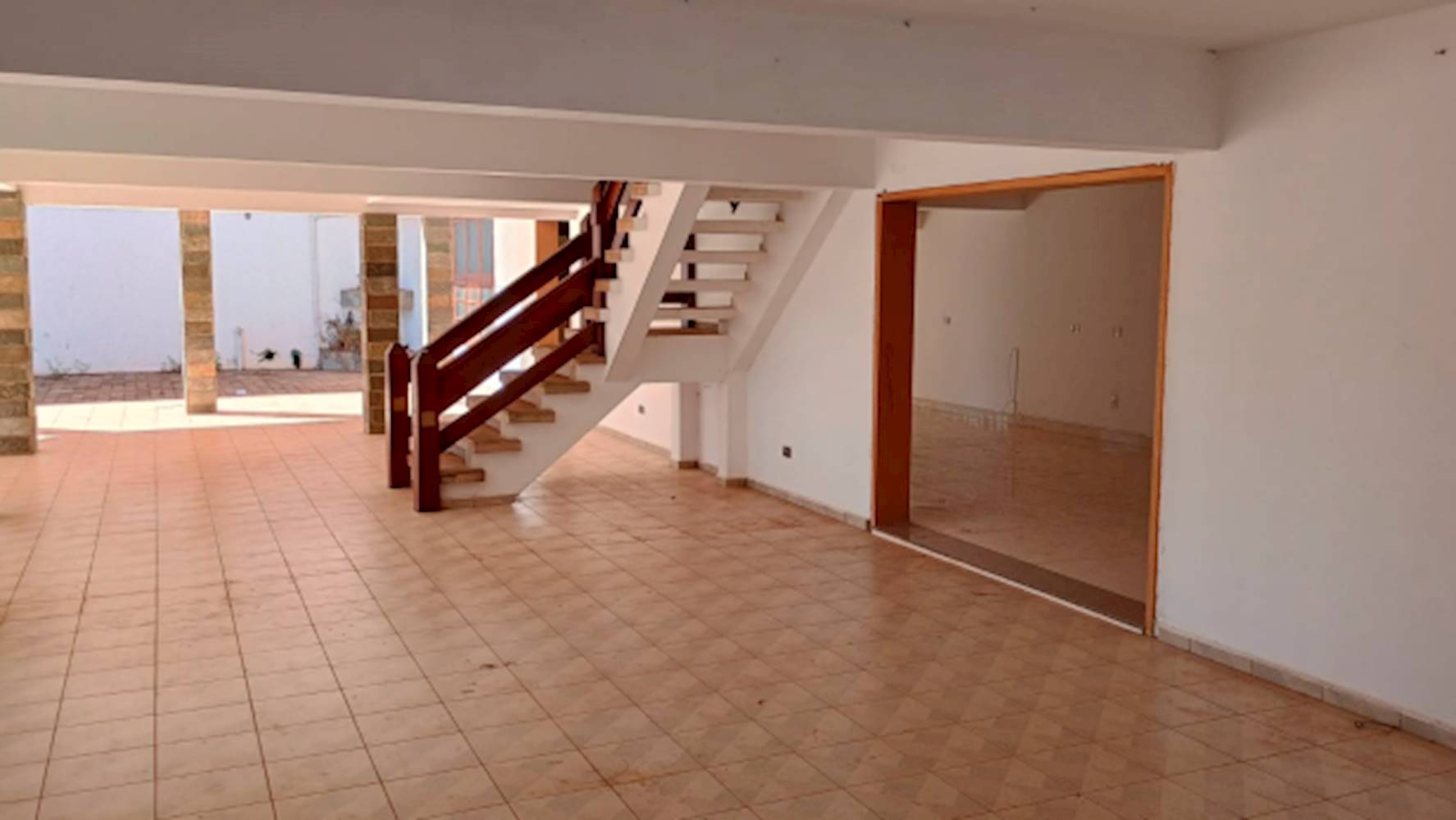 Casa no Jardim São Carlos em São Carlos/SP, localizado em São Carlos - SP