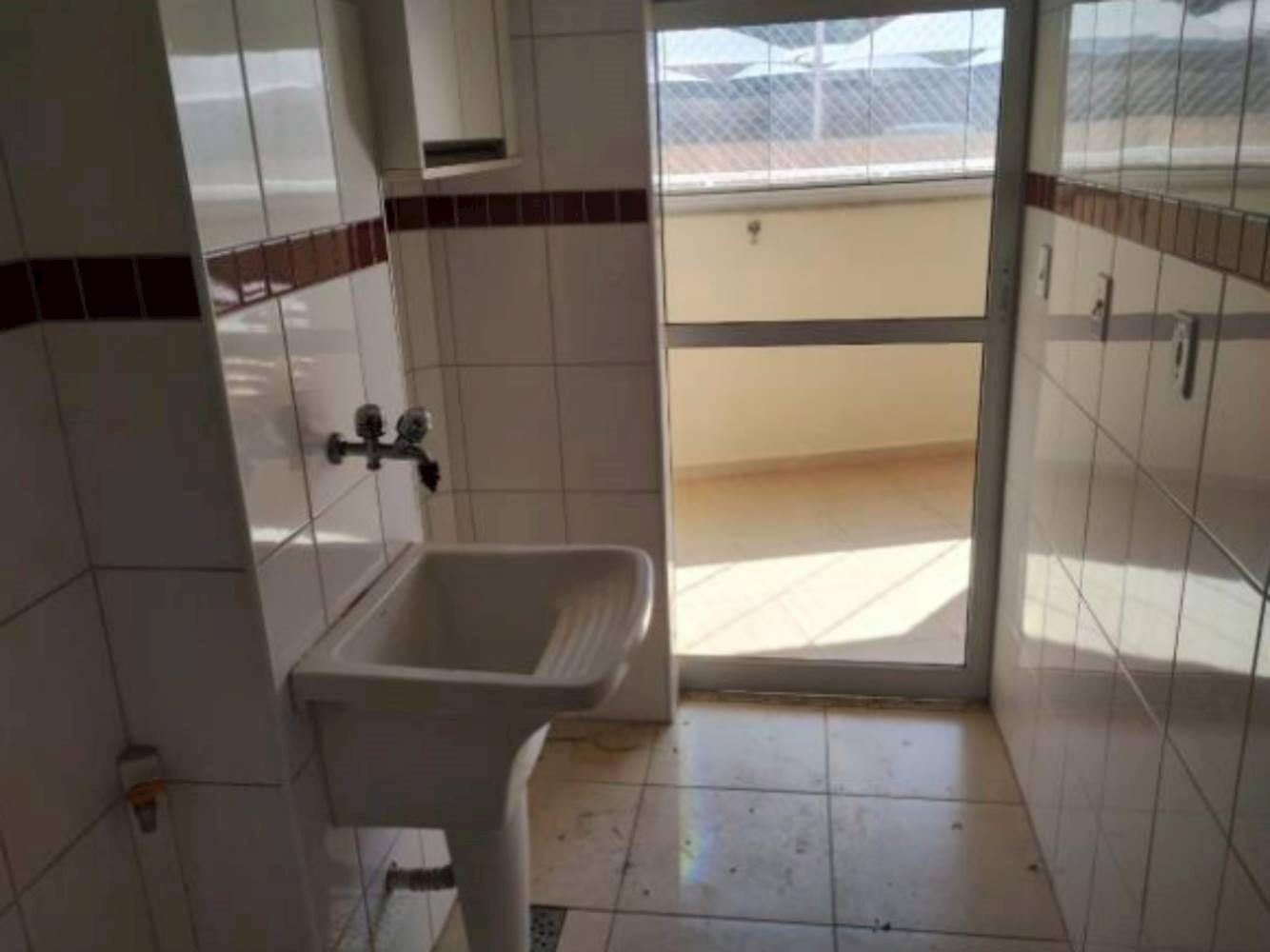 Apartamento no Centro de São Carlos/SP (Apto. n° 13), localizado em São Carlos - SP