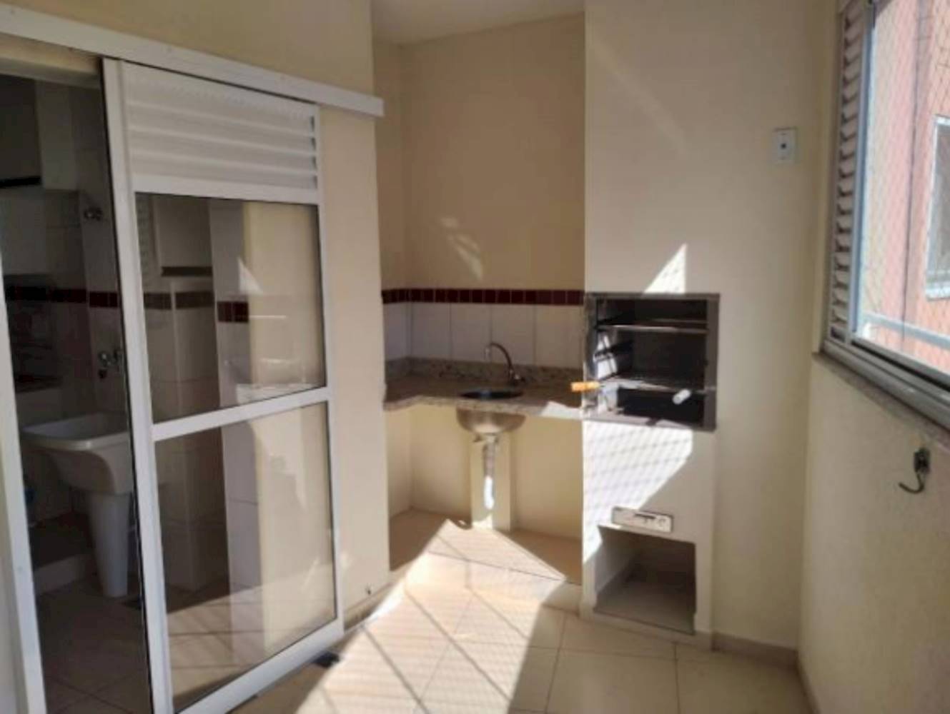 Apartamento no Centro de São Carlos/SP (Apto. n° 13), localizado em São Carlos - SP