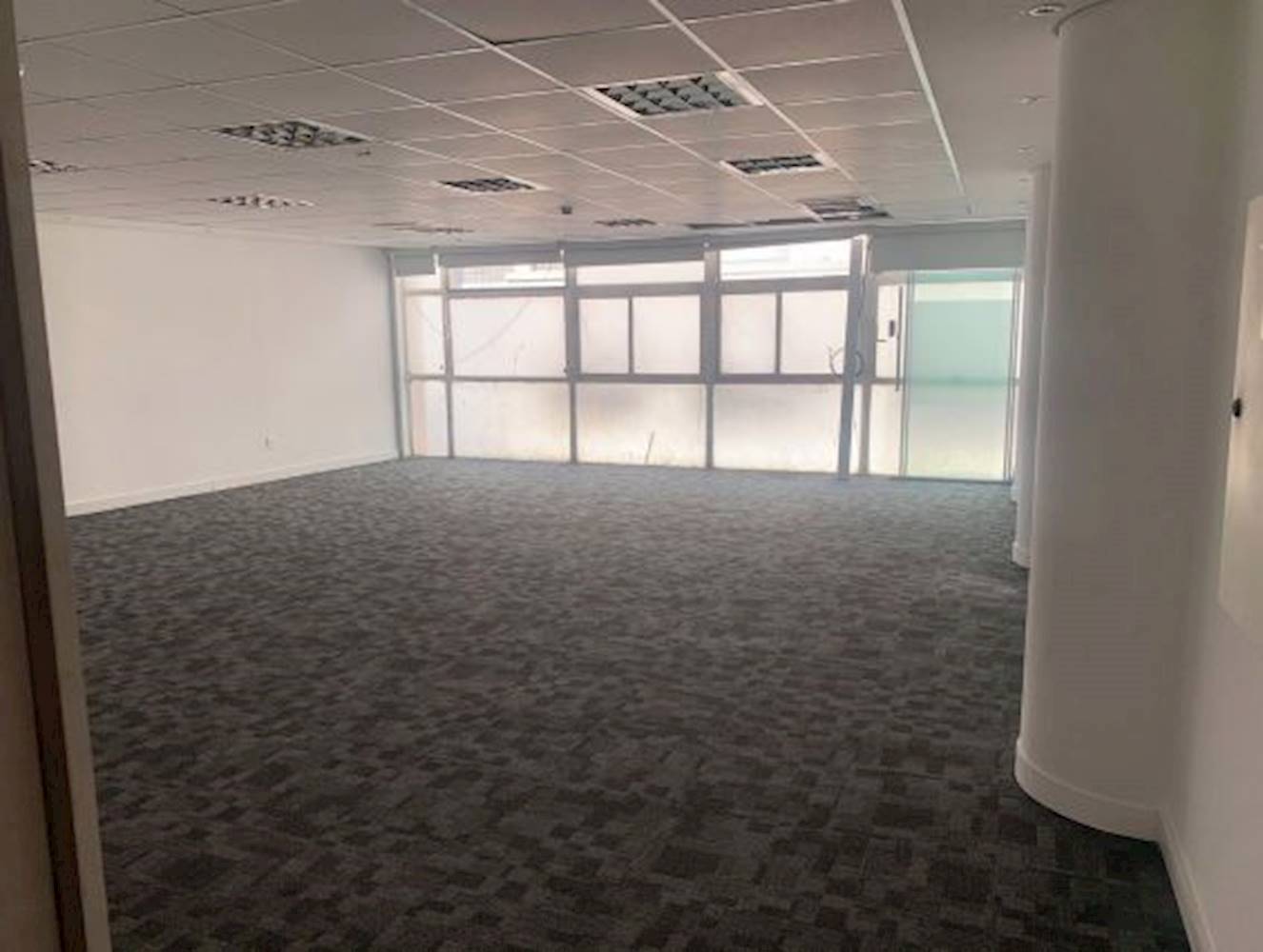 Sala Comercial (F - 3° Andar) no "Edifício Paulista" - Centro - São Paulo/SP, localizado em São Paulo - SP