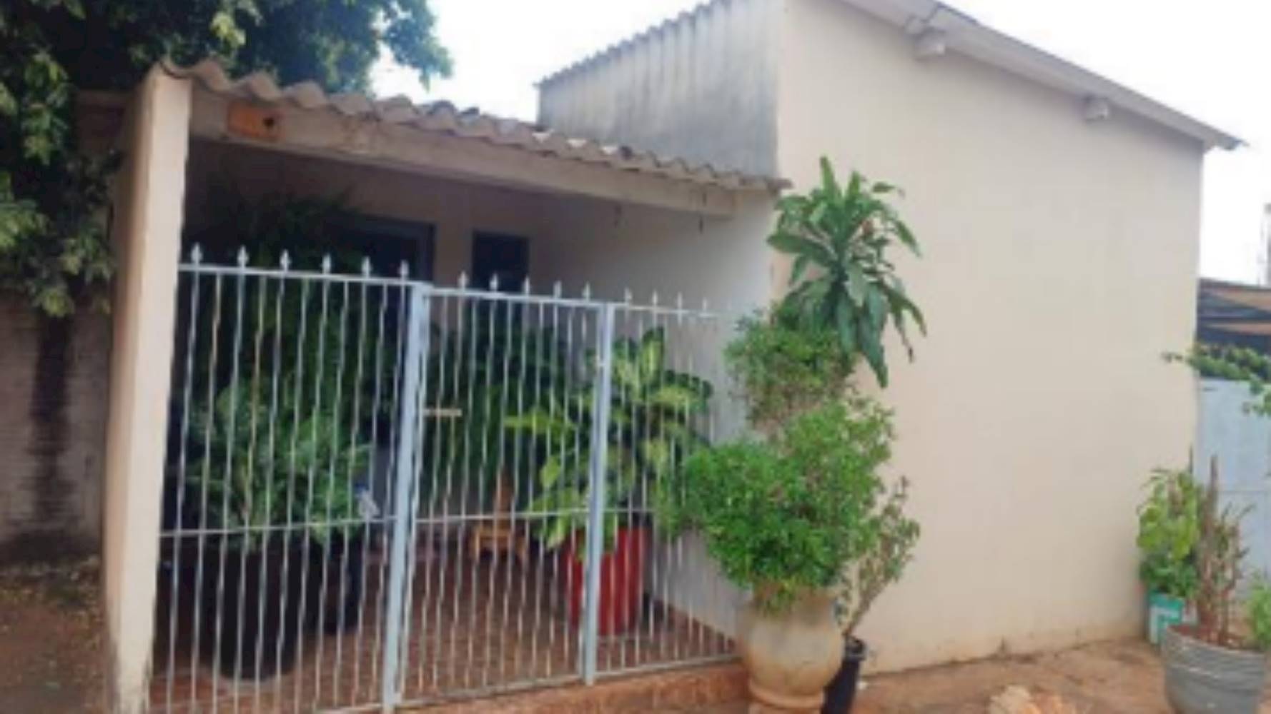 Casa em Vicente Filié - Urânia/SP, localizado em Urânia - SP, bairro Vicente Filié