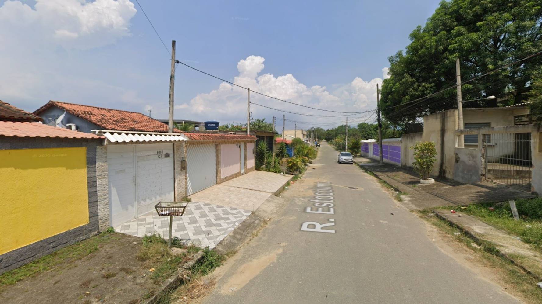 Casa na Vila Central em Queimados/RJ, localizado em Queimados - RJ, bairro Vila Central