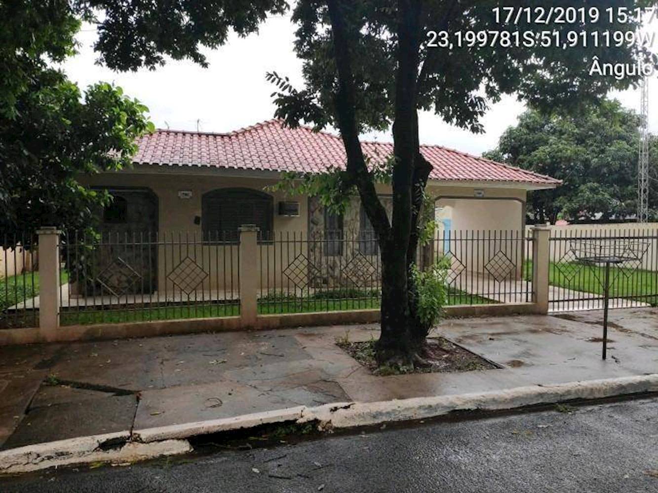 Casa no Centro - Ângulo/PR, localizado em Ângulo - PR, bairro Centro
