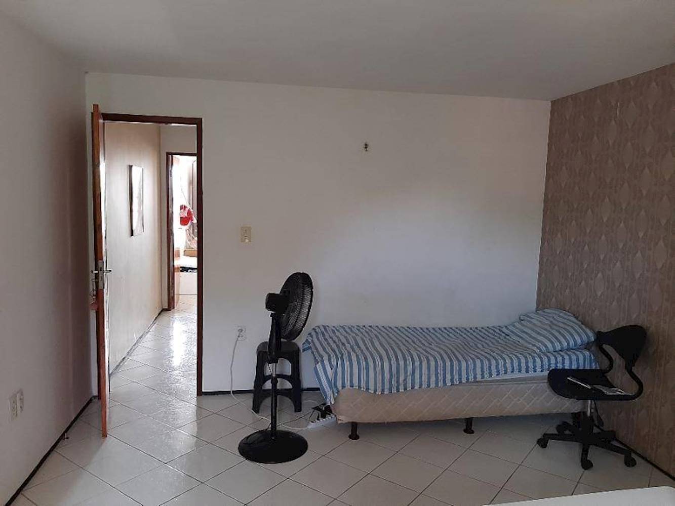 Casa em Cidade Dos Funcionários - Fortaleza/CE, localizado em Fortaleza - CE, bairro Cidade Dos Funcionários