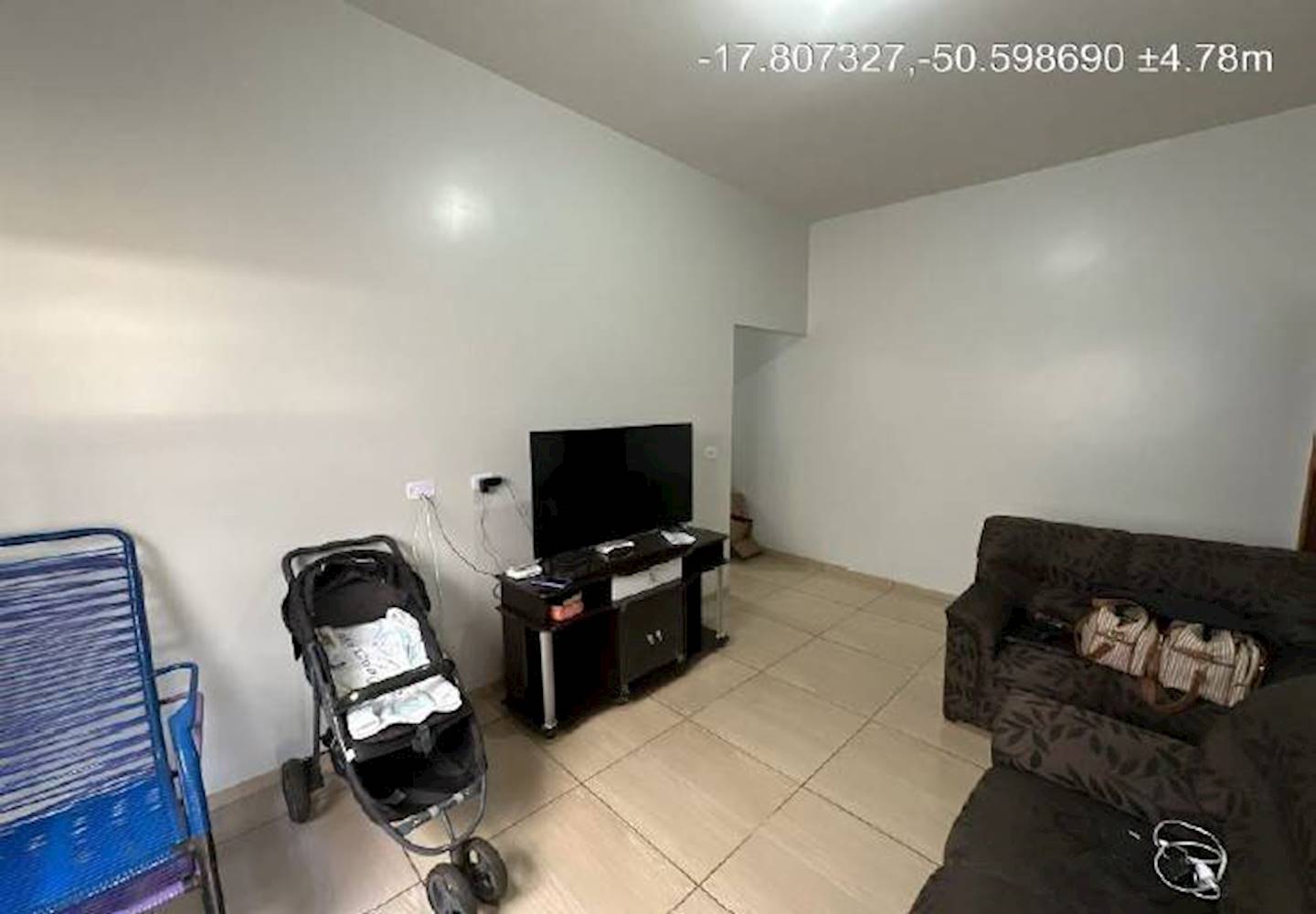 Casa no Centro - Santa Helena De Goiás/GO, localizado em Santa Helena De Goiás - GO, bairro Centro