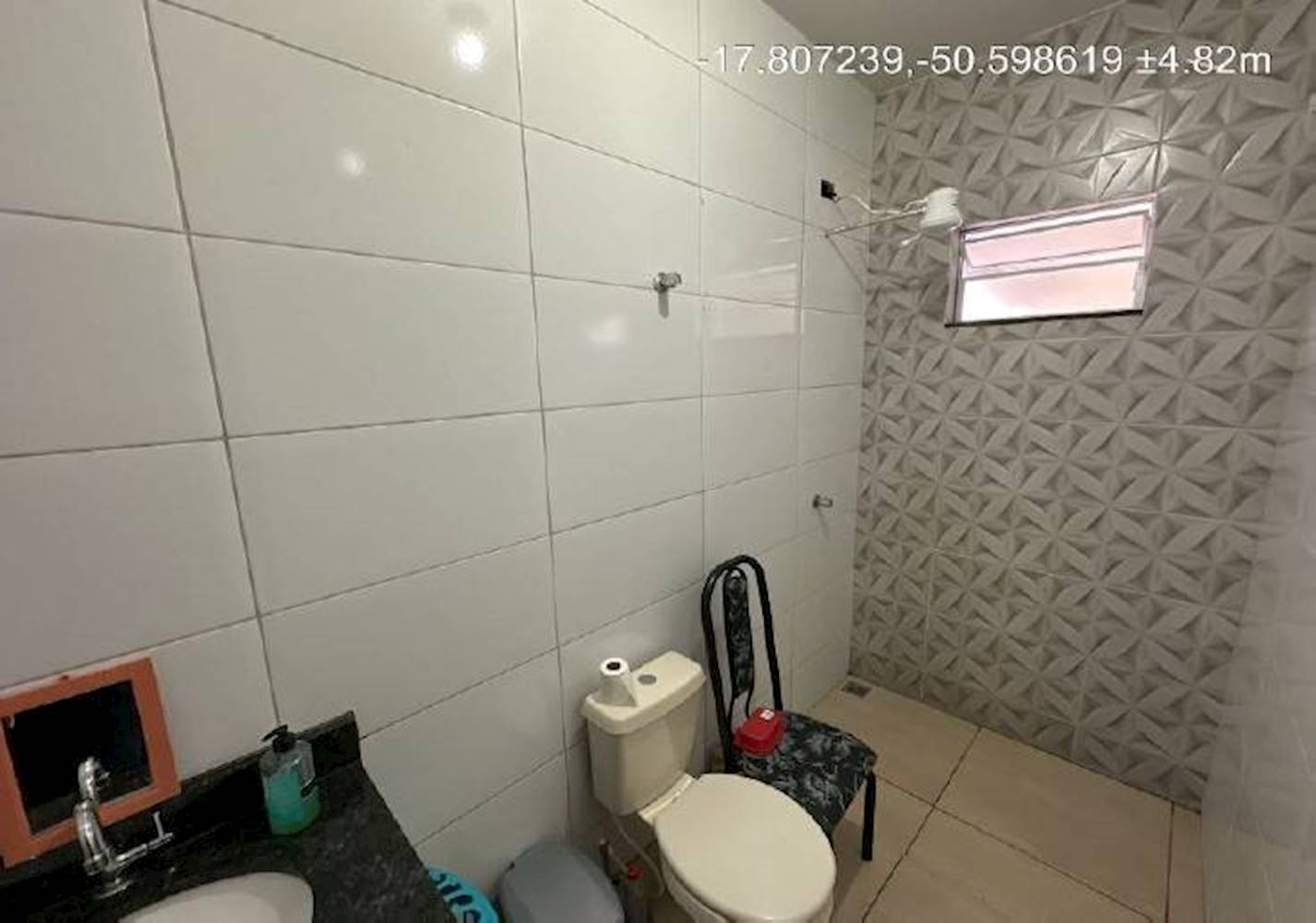 Casa no Centro - Santa Helena De Goiás/GO, localizado em Santa Helena De Goiás - GO, bairro Centro