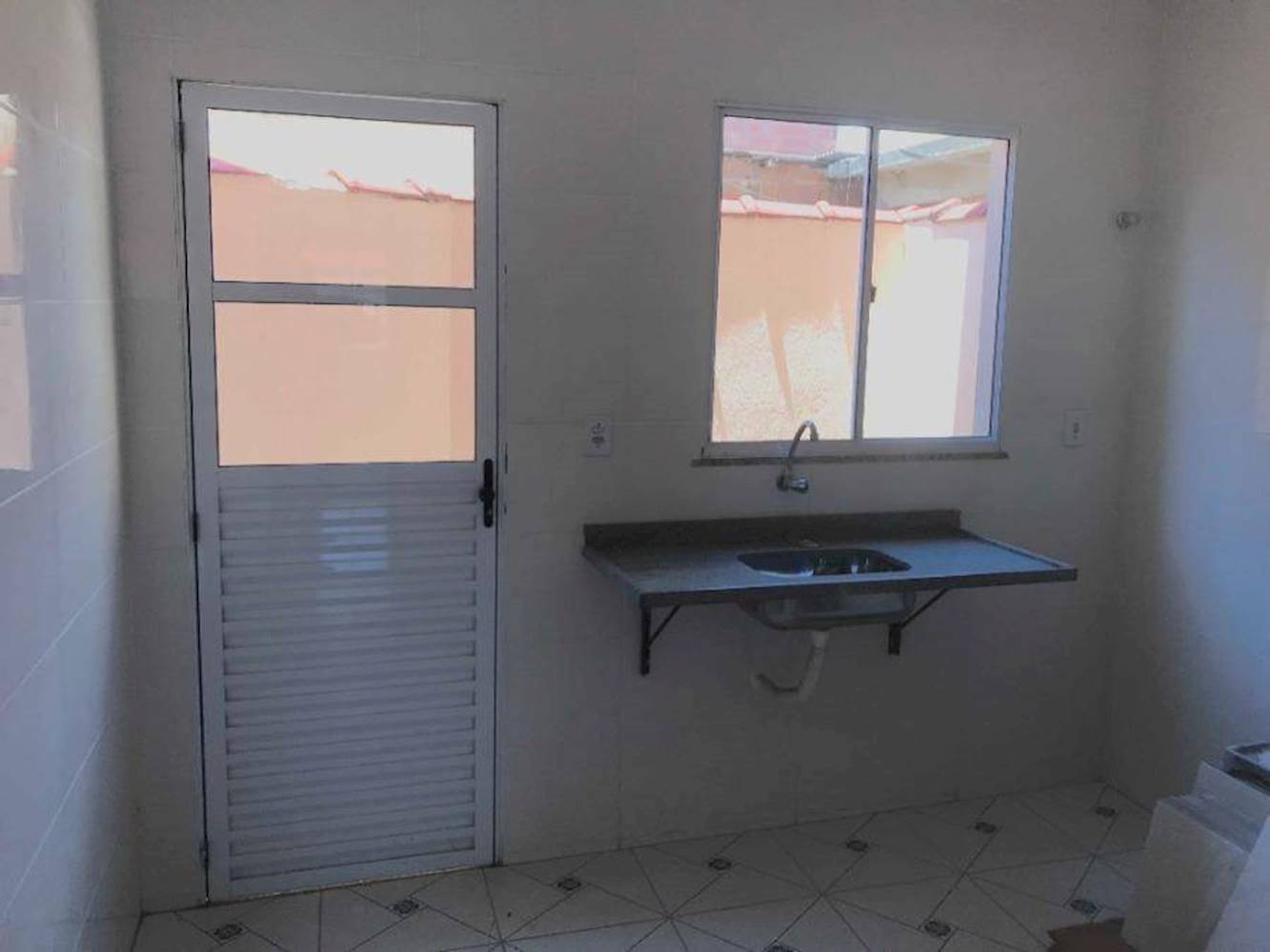 Casa no Jardim Da Viga - Nova Iguaçu/RJ, localizado em Nova Iguaçu - RJ, bairro Jardim Da Viga