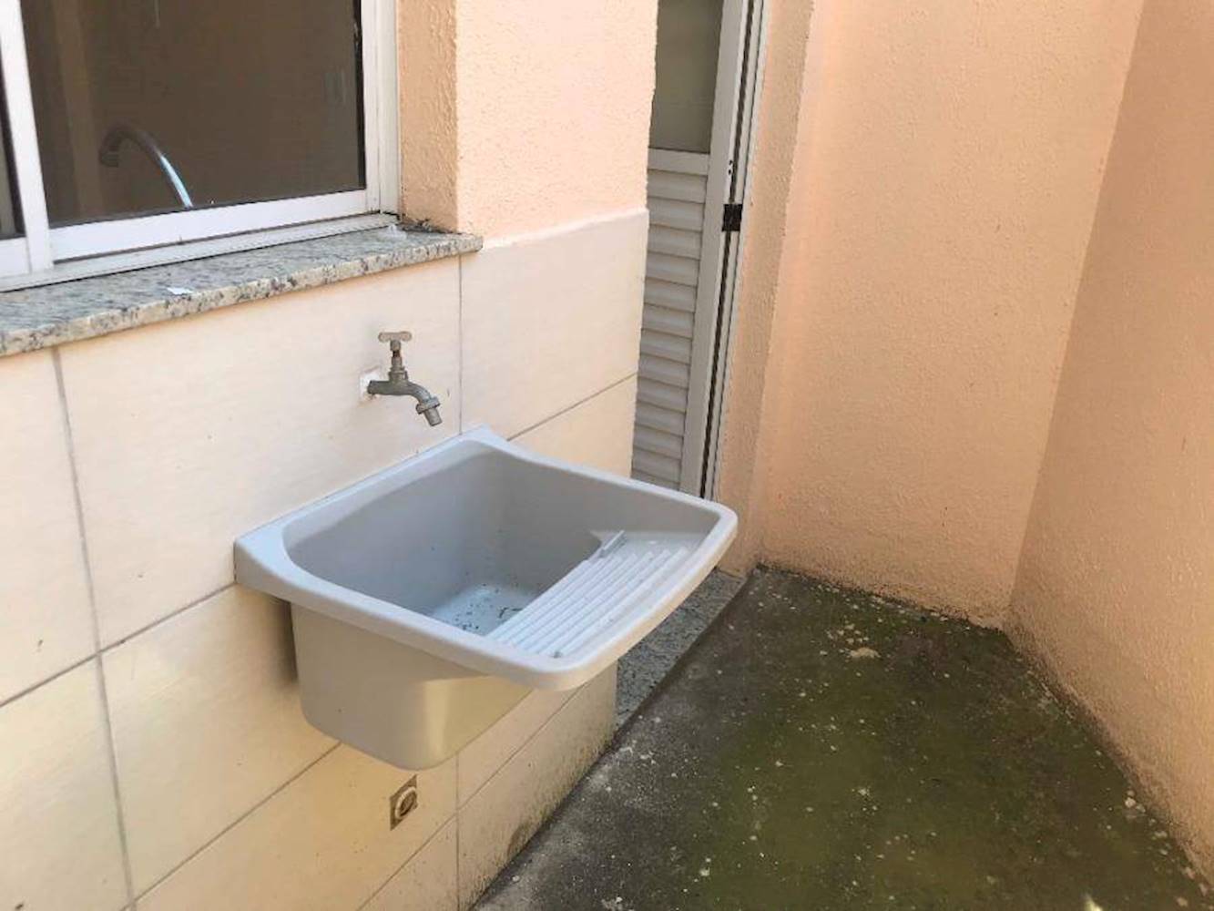 Casa no Jardim Da Viga - Nova Iguaçu/RJ, localizado em Nova Iguaçu - RJ, bairro Jardim Da Viga