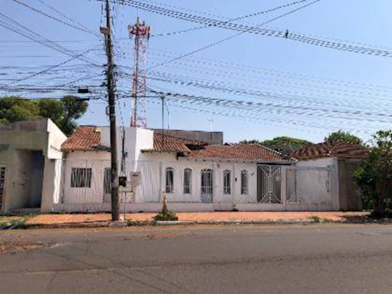 Casa na Vial Taveirópolis em Campo Grande/MS, localizado em Campo Grande - MS, bairro Vila Tavieirópolis