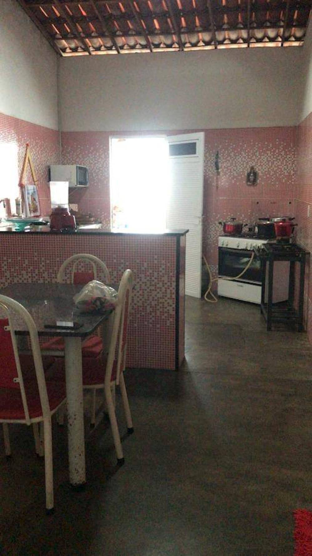 Casa em Nossa Senhora de Fátima - Jaguaribara/CE, localizado em Jaguaribara - CE, bairro Nossa Senhora de Fátima