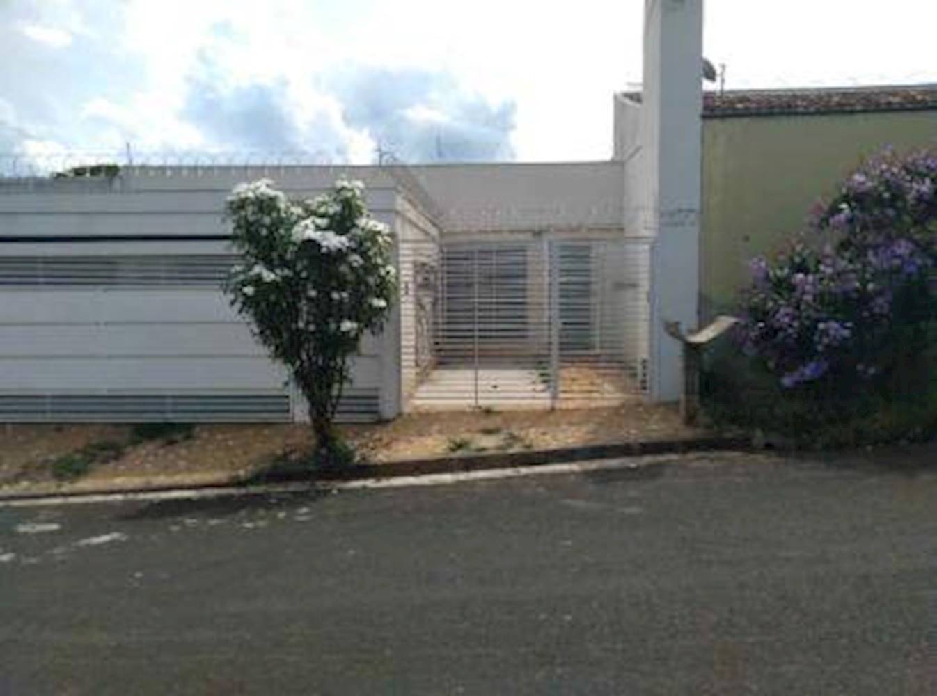 Casa no Alto Cafezal em Marília/SP, localizado em Marília - SP, bairro Alto Cafezal