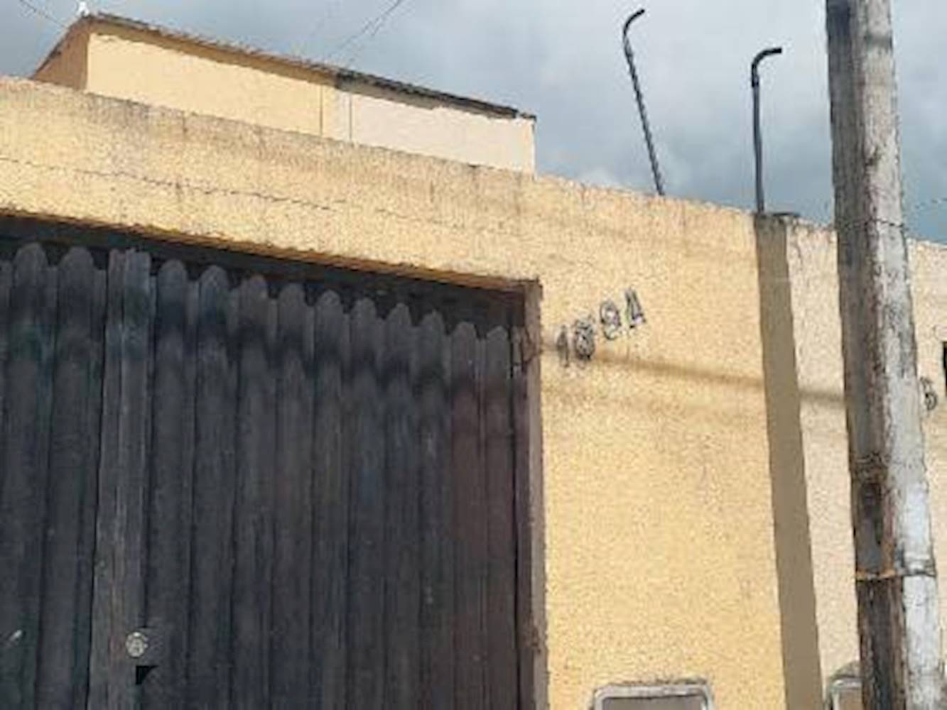 Casa na Furna da Onça em Maracanaú/CE, localizado em Maracanaú - CE, bairro Furna da Onça