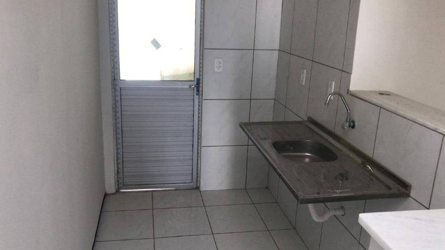 Casa na Furna da Onça em Maracanaú/CE, localizado em Maracanaú - CE, bairro Furna da Onça