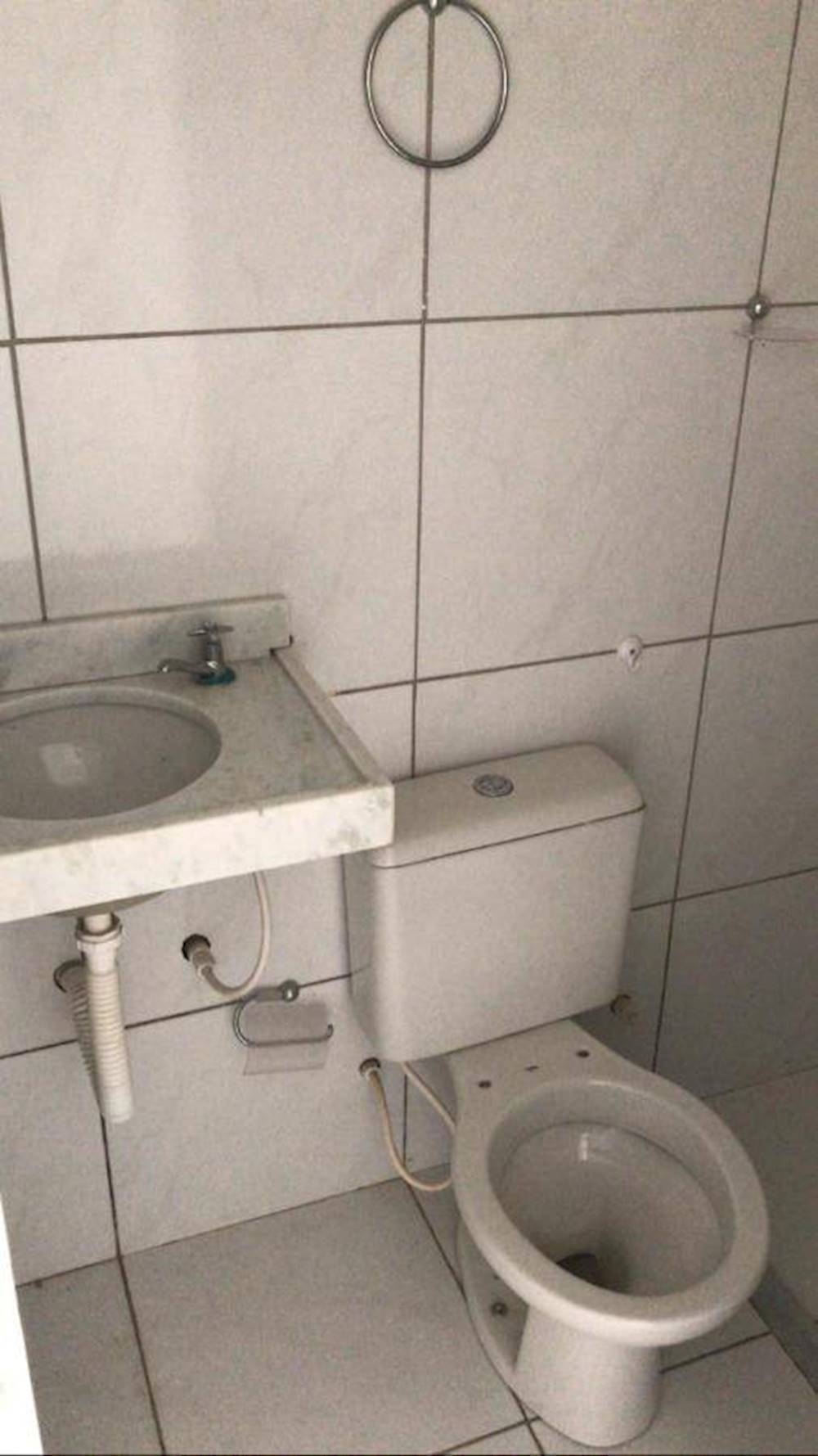 Casa na Furna da Onça em Maracanaú/CE, localizado em Maracanaú - CE, bairro Furna da Onça