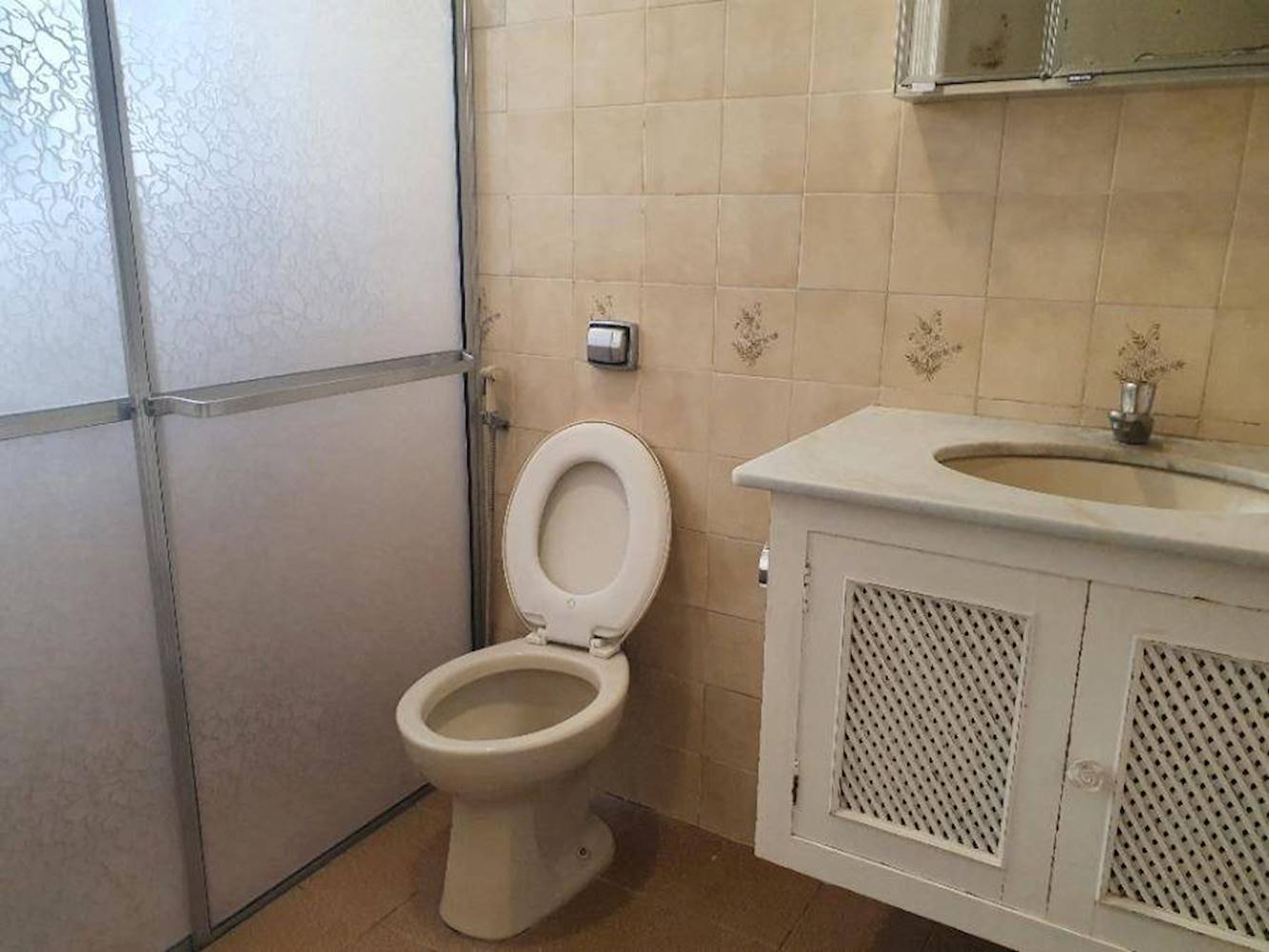 Casa no Jardim Pérola - Marília/SP, localizado em Marília - SP, bairro Jardim Pérola