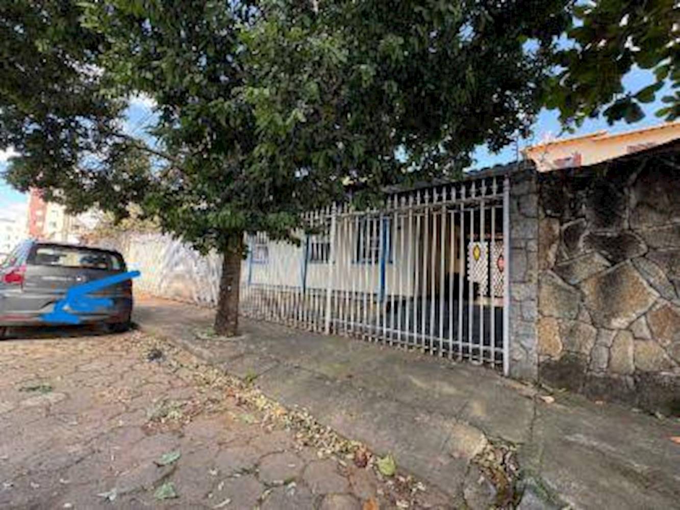 Casa em Centenário - Lavras/MG, localizado em Lavras - MG, bairro Centenário