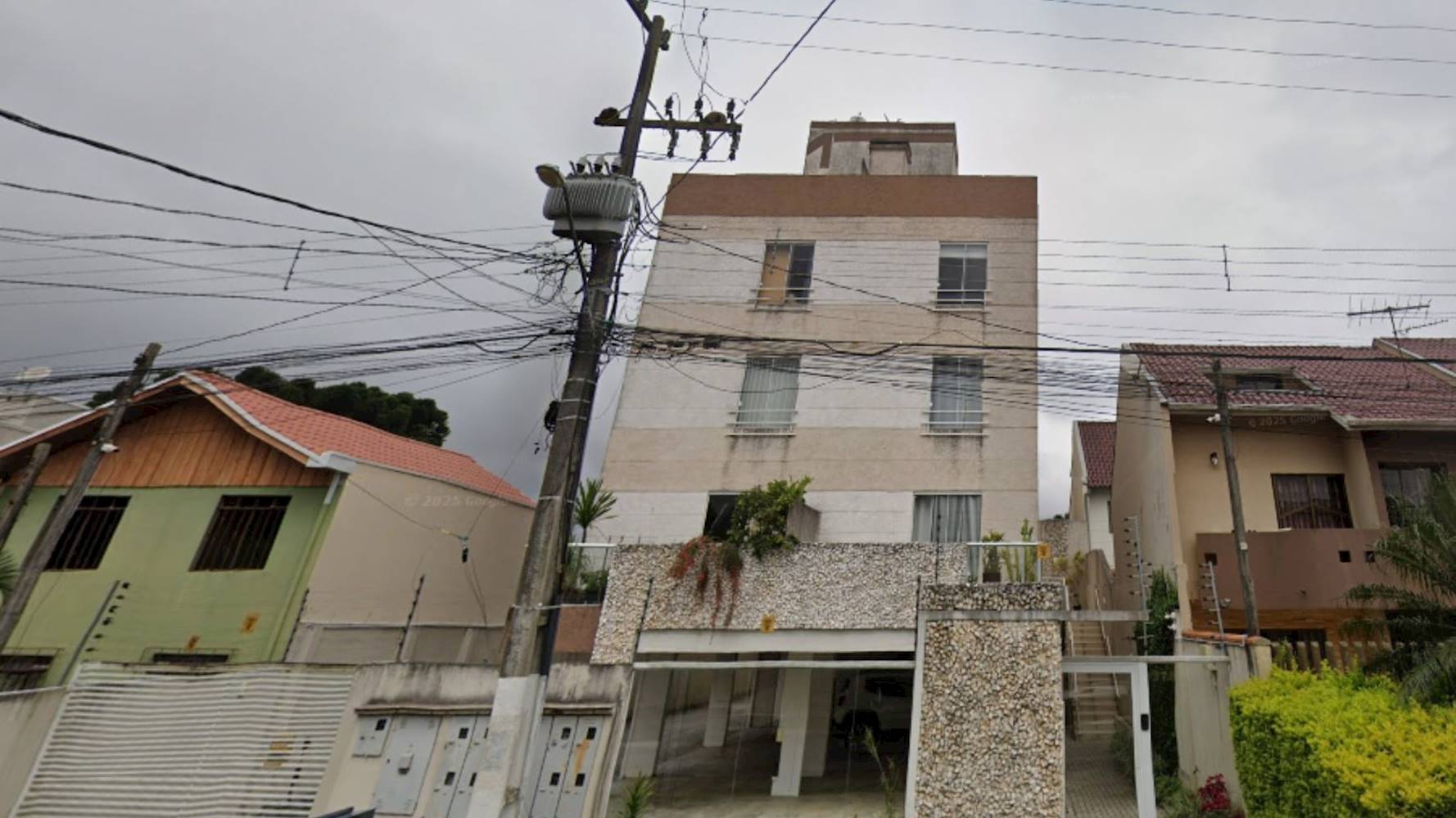 Apartamento no "Residencial Antônio Joaquim Moreno" - Boqueirão - Curitiba/PR, localizado em Curitiba - PR, bairro Boqueirão