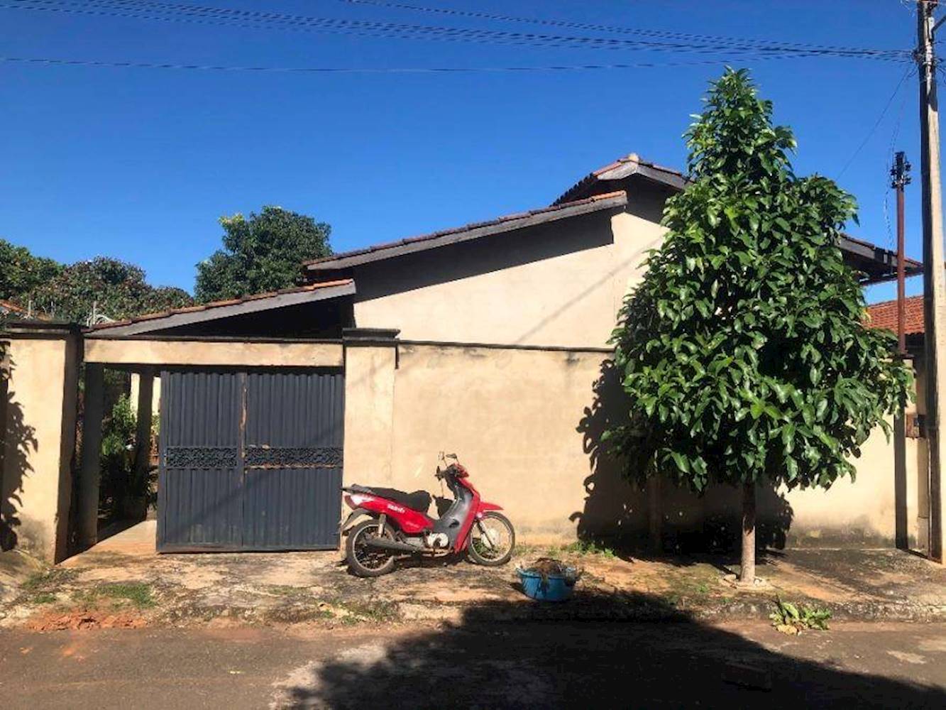 Casa na Vila Resio - Palmeiras De Goiás/GO, localizado em Palmeiras De Goiás - GO, bairro Vila Resio